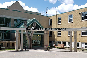 Balmoral Hall School<br><span class="province">MB州</span><span class="type">私立女子校</span>